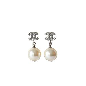 Chanel CC Crystal Strass with Pearl Drop Earrings Sliver